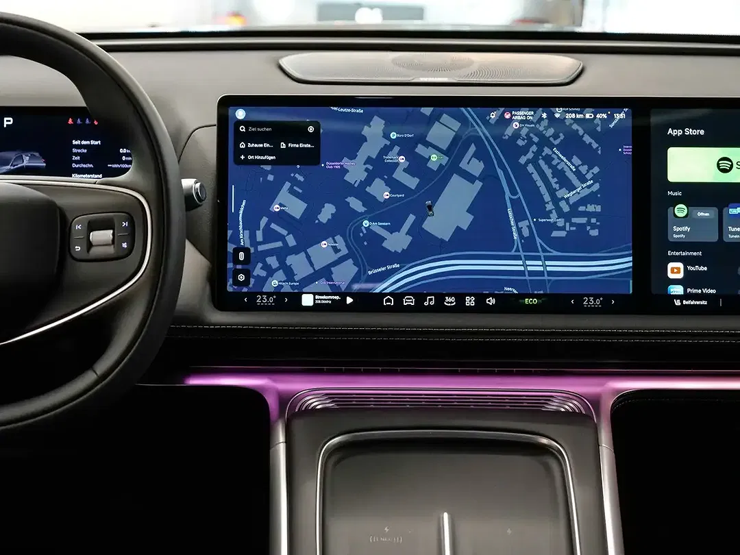Xpeng G9 - Thumbnail 13