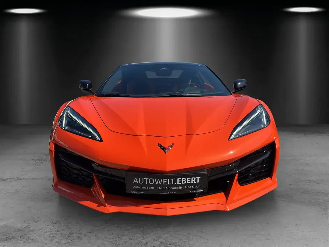 Corvette C8 - Thumbnail 6