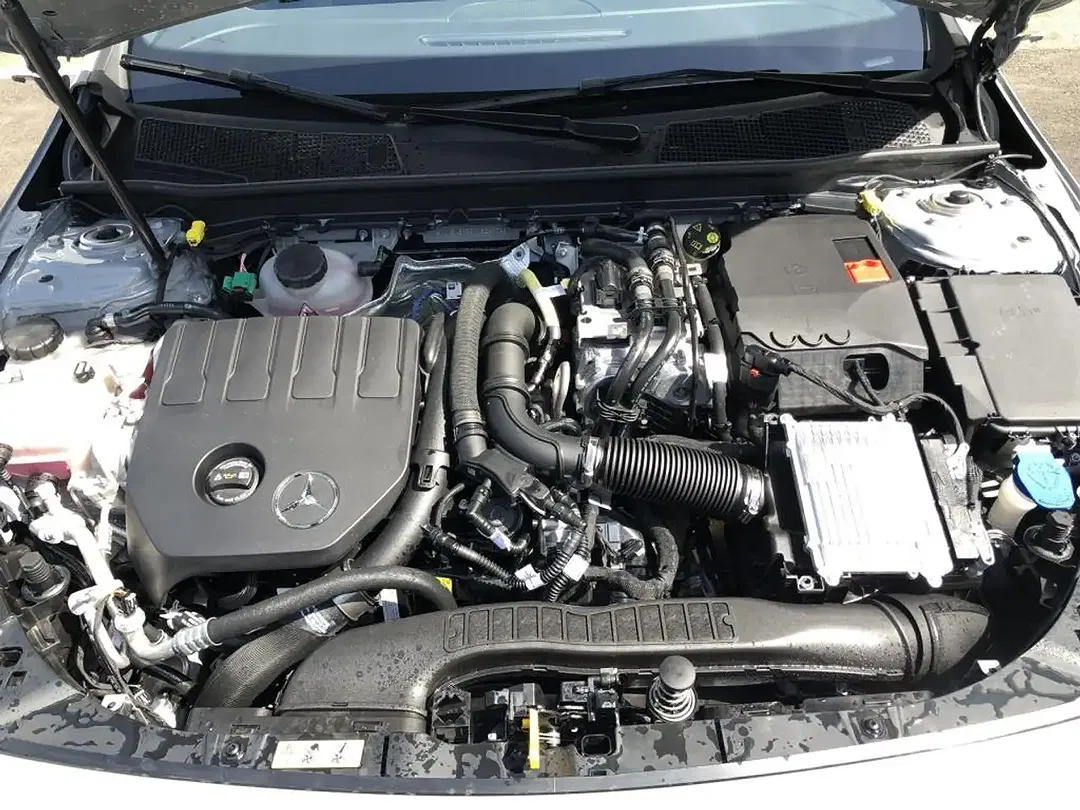 Mercedes-Benz CLA 250 - Thumbnail 17