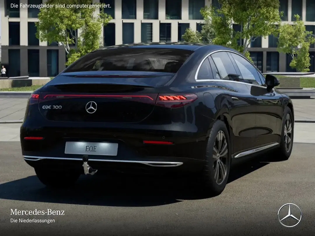 Mercedes-Benz EQE 300 - Thumbnail 4