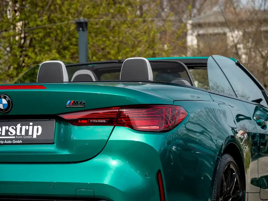BMW M4 - Thumbnail 8