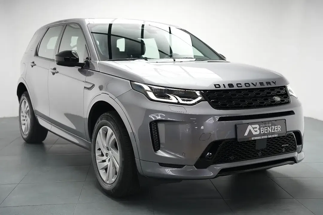 Land Rover Discovery Sport - Thumbnail 1