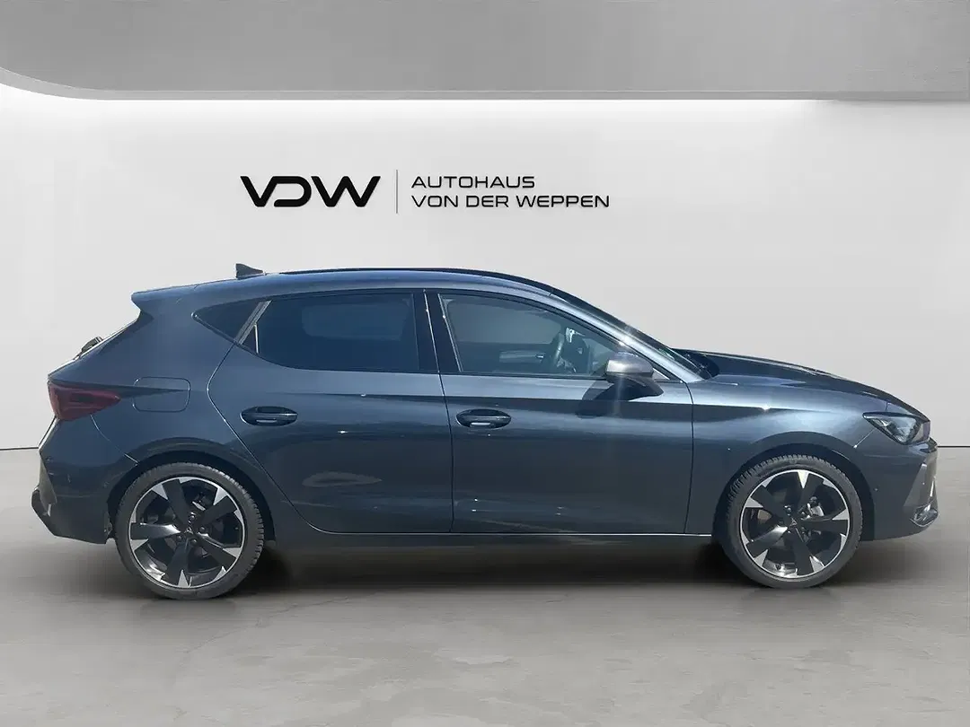 CUPRA Leon - Thumbnail 10
