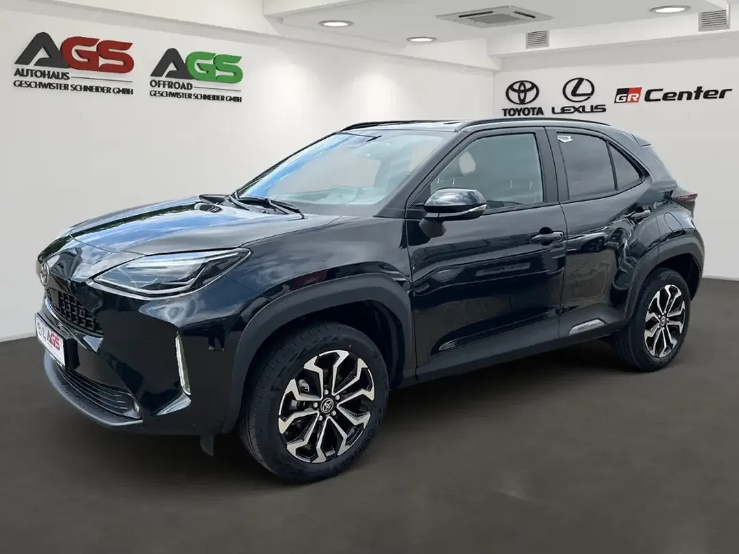 Toyota Yaris Cross - Thumbnail 1
