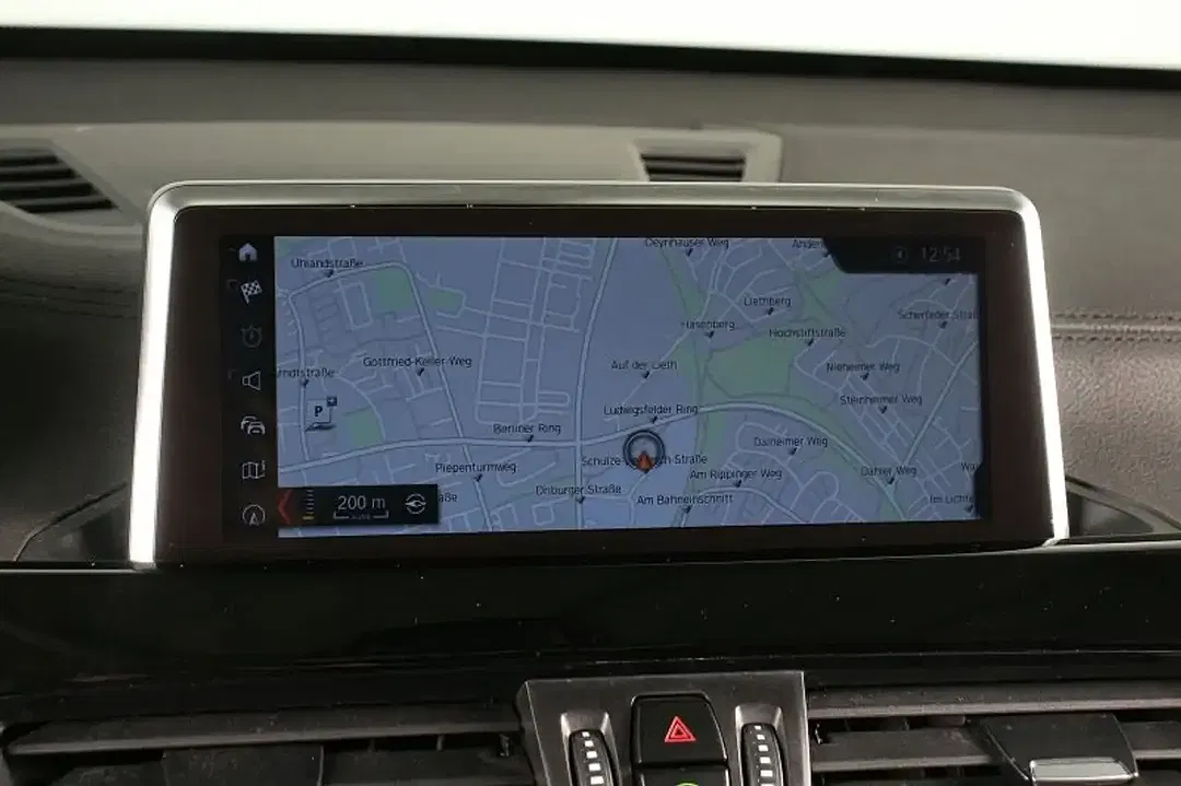 BMW X1 - Thumbnail 5