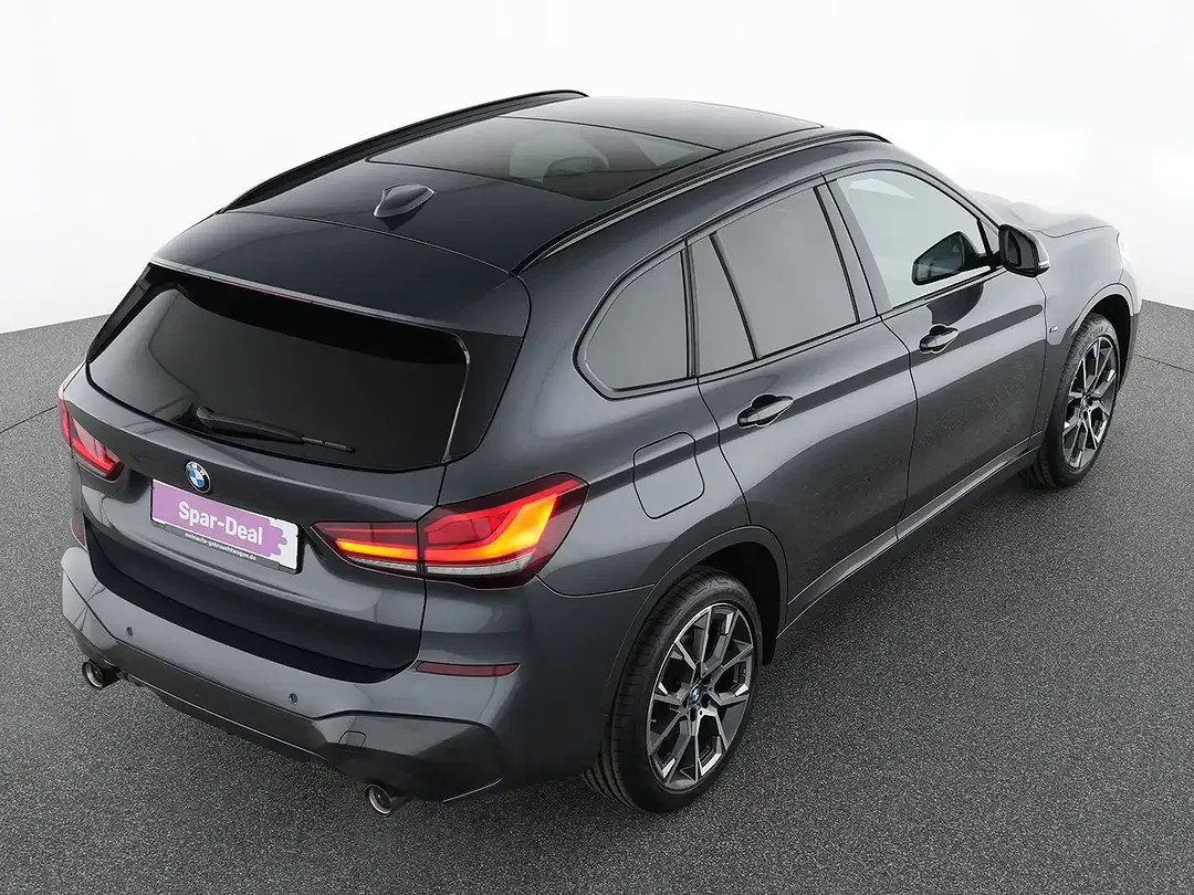BMW X1 - Thumbnail 9
