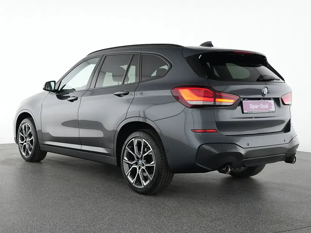 BMW X1 - Thumbnail 6