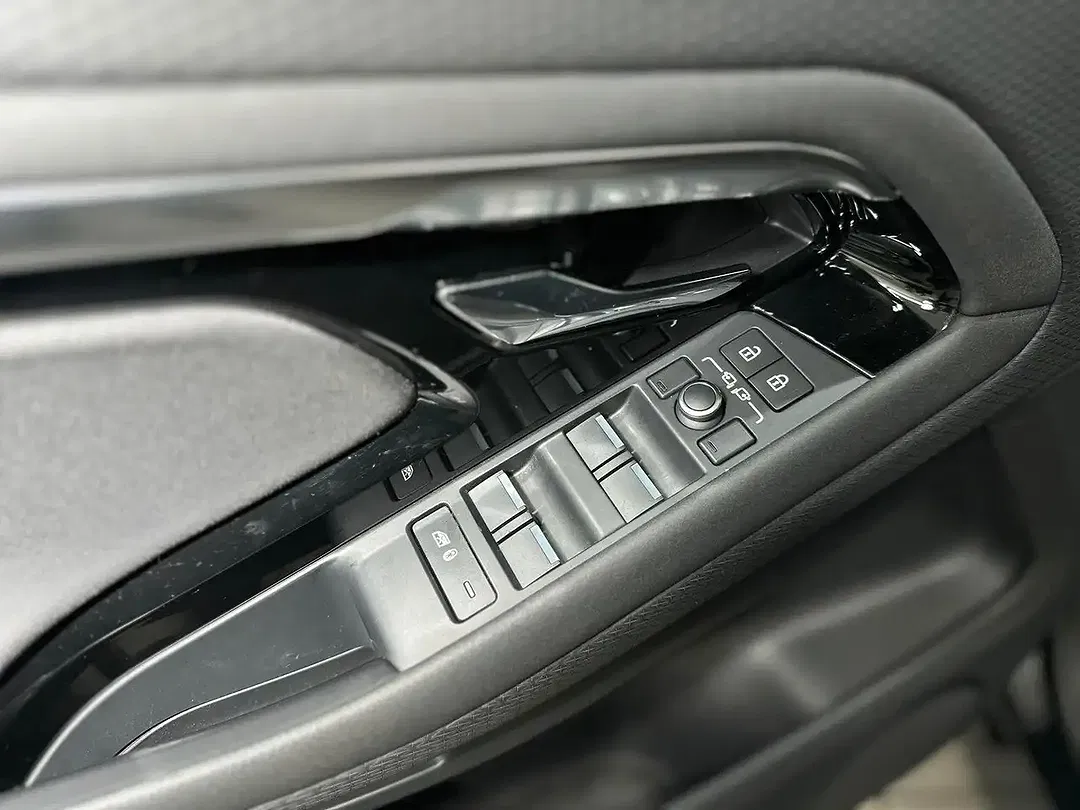 Land Rover Range Rover Evoque - Thumbnail 14