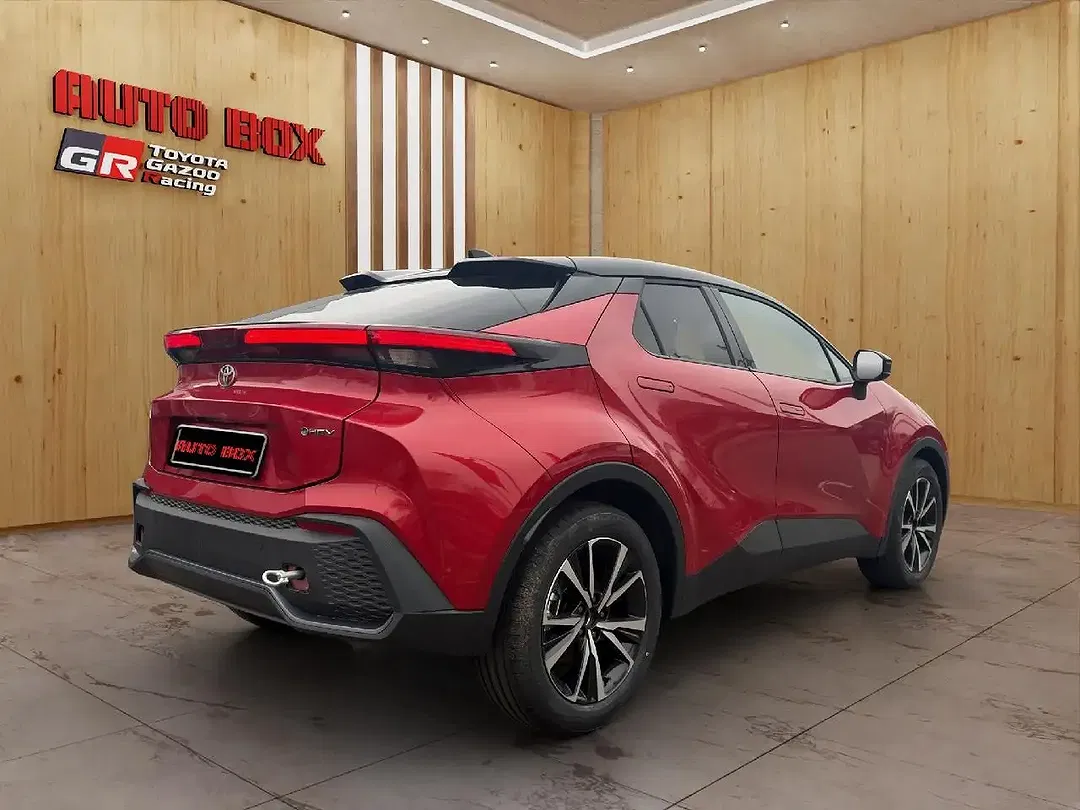 Toyota C-HR - Thumbnail 5