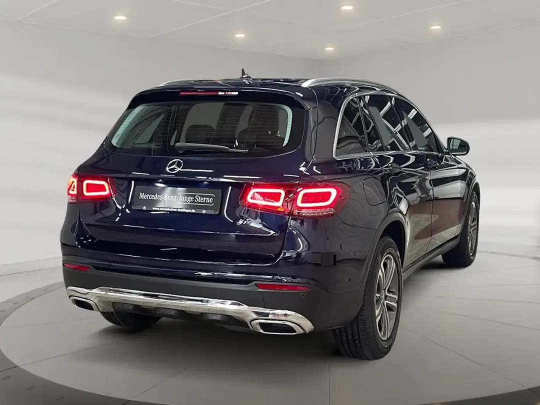 Mercedes-Benz GLC 220 - Thumbnail 2