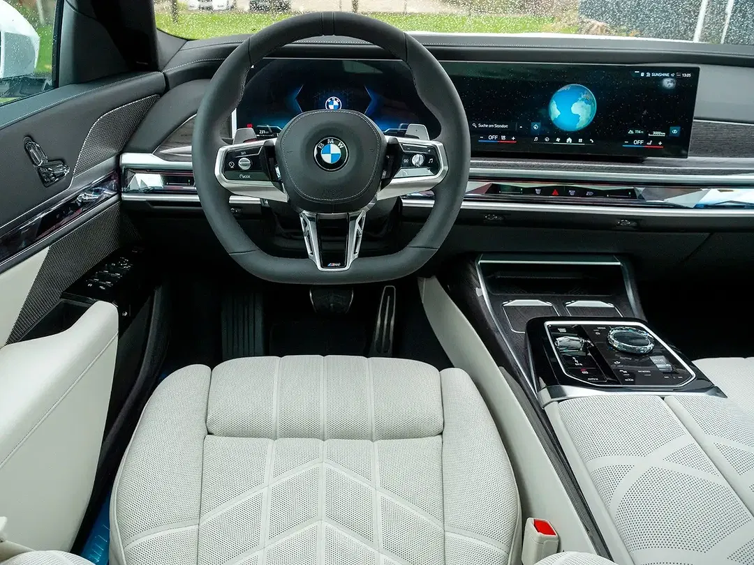 BMW 740 - Thumbnail 13