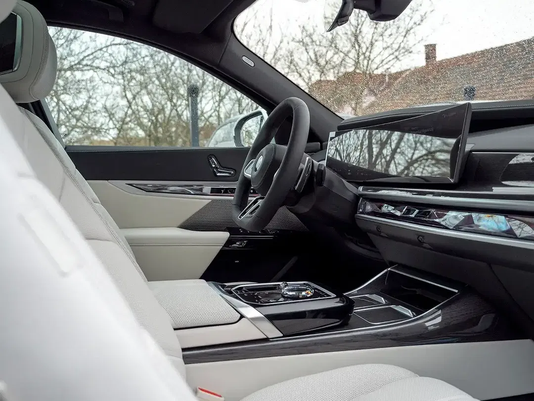 BMW 740 M Sport Pro - foto 15