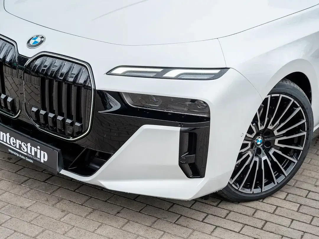 BMW 740 - Thumbnail 7