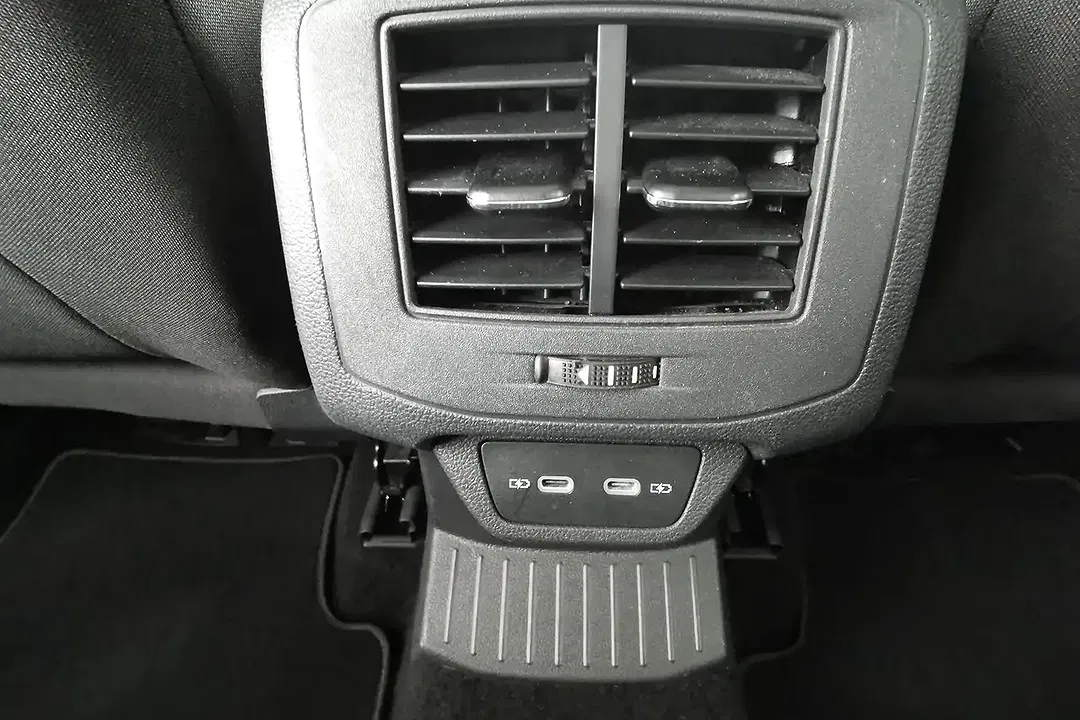 Volkswagen T-Roc 1.0 TSI Life - foto 17