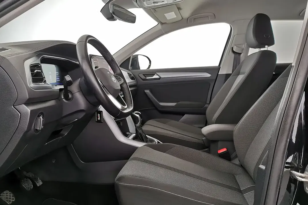 Volkswagen T-Roc - Thumbnail 8
