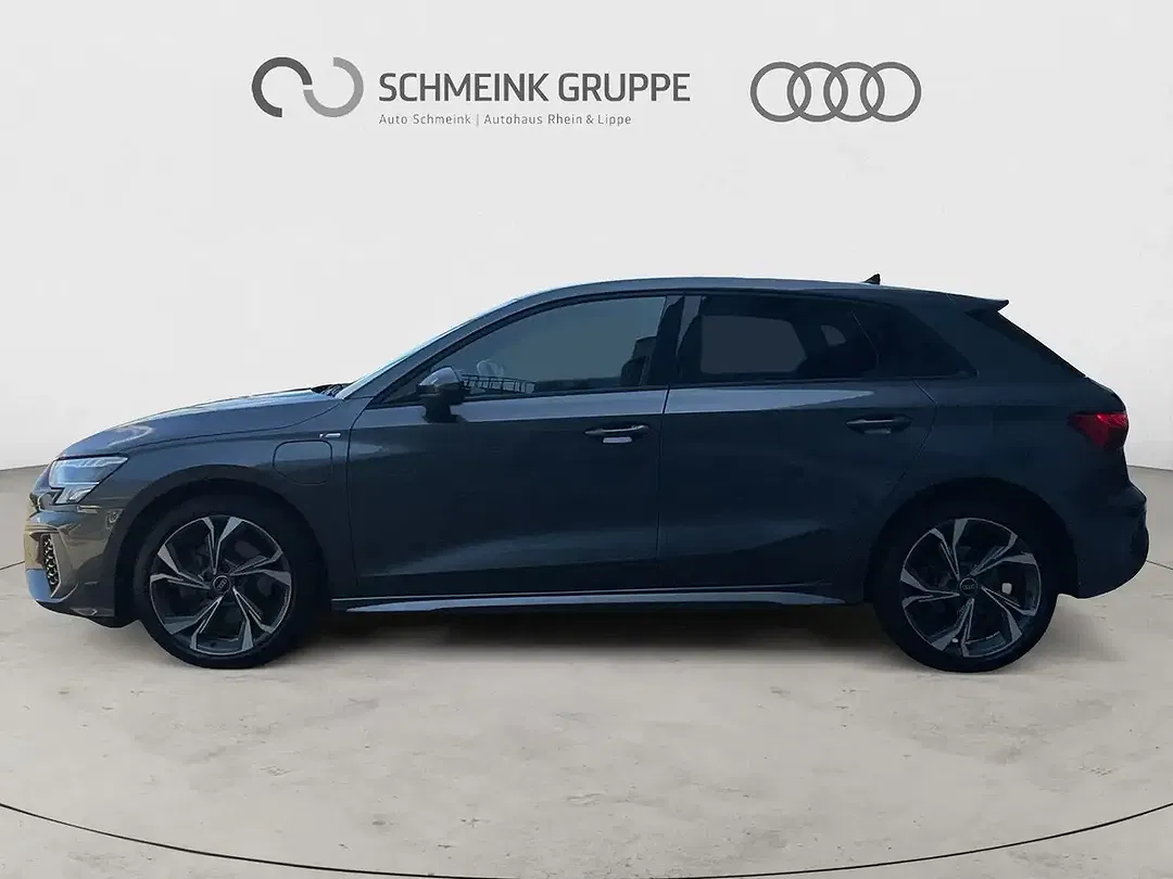 Audi A3 - Thumbnail 2
