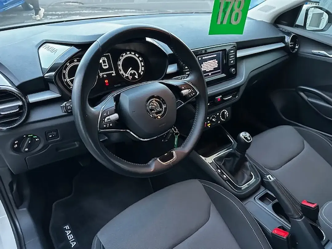 Skoda Fabia - Thumbnail 6