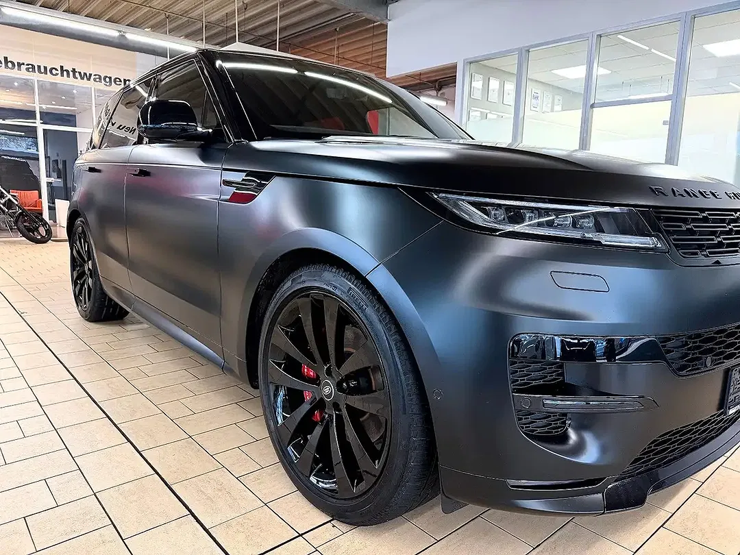Land Rover Range Rover Sport - Thumbnail 4