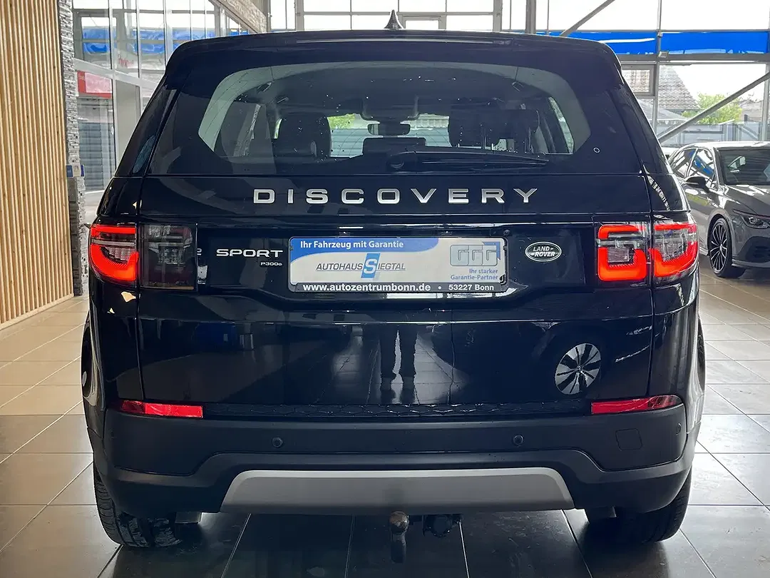 Land Rover Discovery Sport - Thumbnail 3