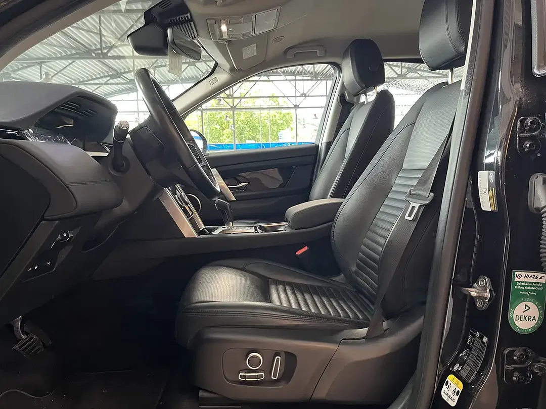 Land Rover Discovery Sport - Thumbnail 5