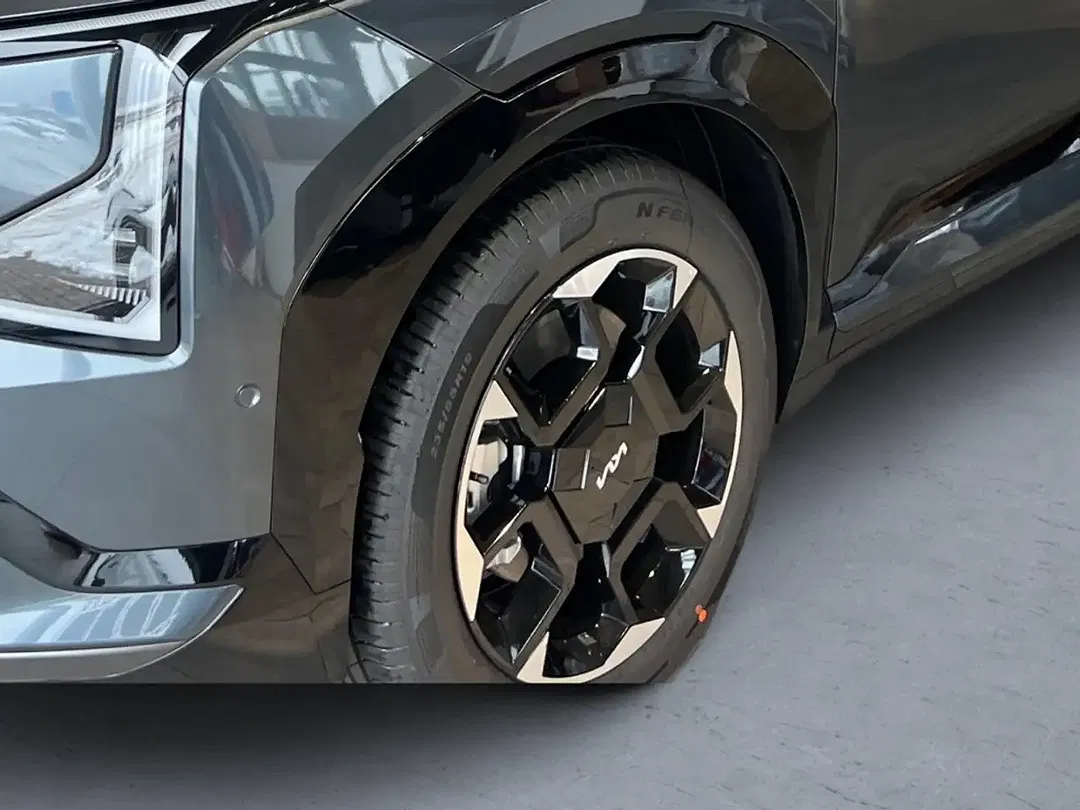 Kia EV5 - Thumbnail 6