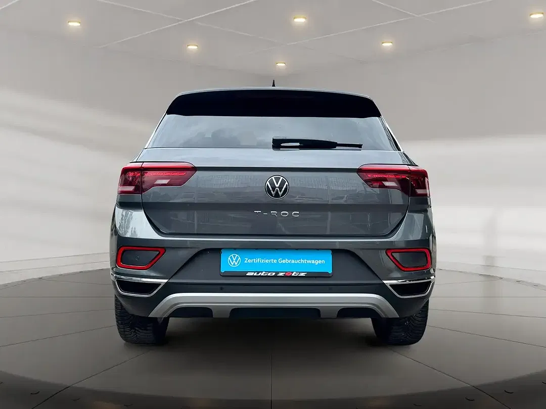 Volkswagen T-Roc - Thumbnail 5
