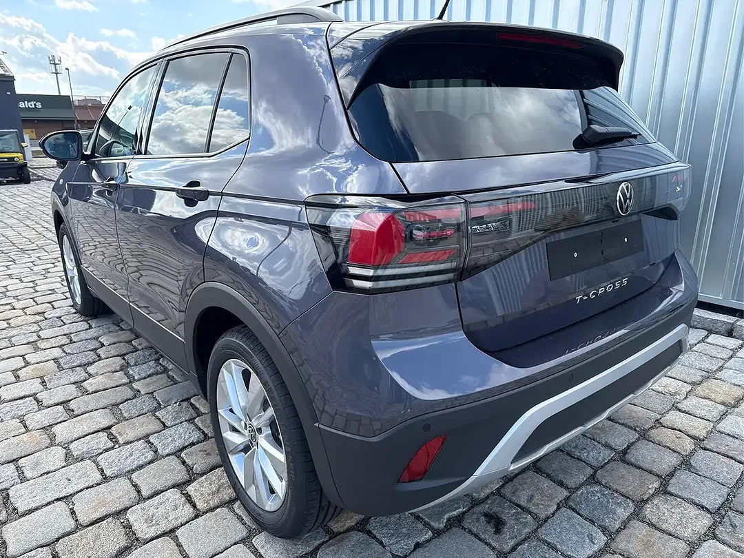 Volkswagen T-Cross - Thumbnail 4