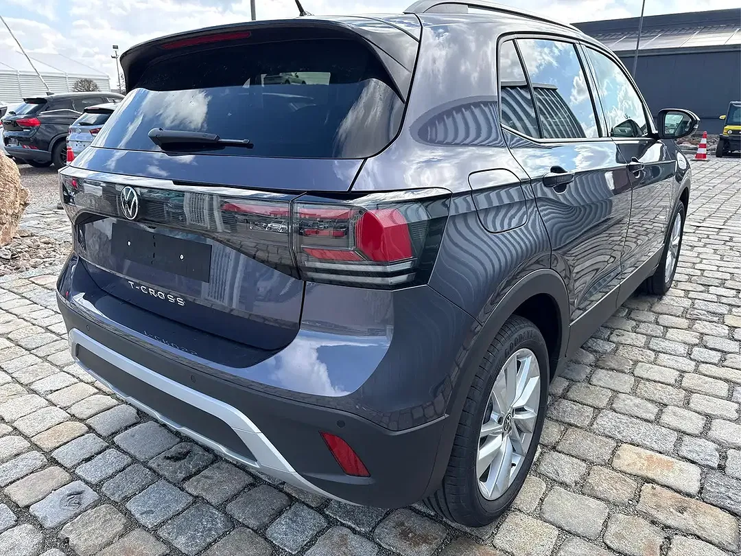 Volkswagen T-Cross - Thumbnail 6
