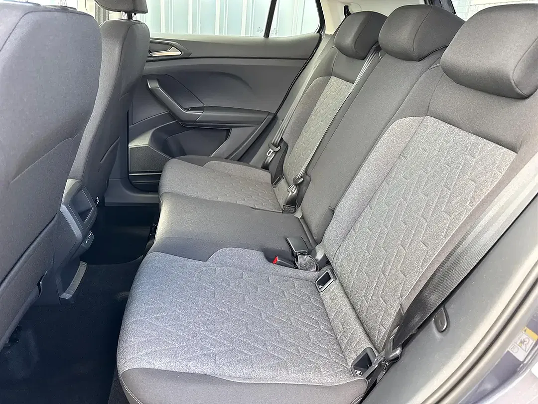 Volkswagen T-Cross - Thumbnail 9