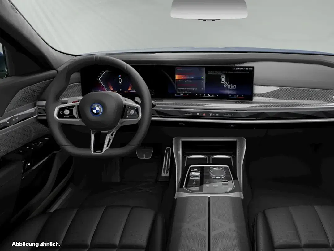 BMW 750 - Thumbnail 4