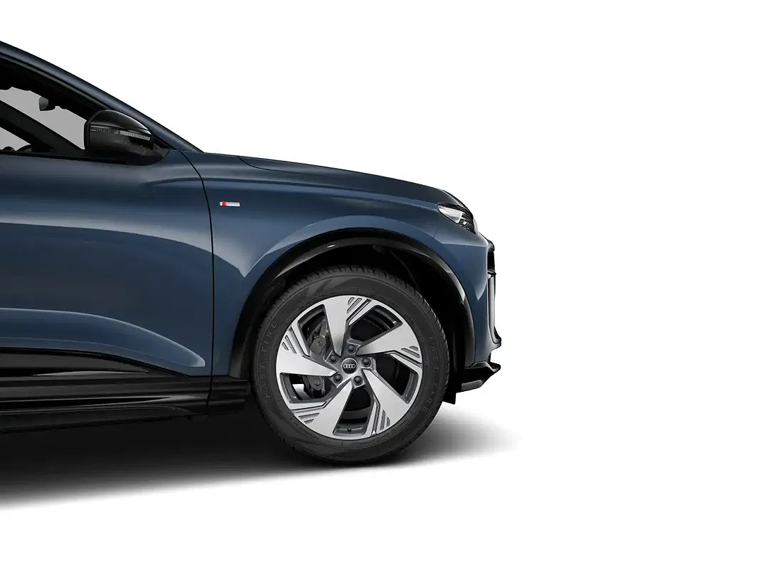 Audi Q6 e-tron - Thumbnail 3