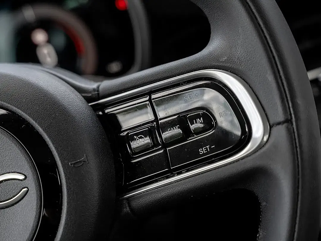 Fiat 500e - Thumbnail 12