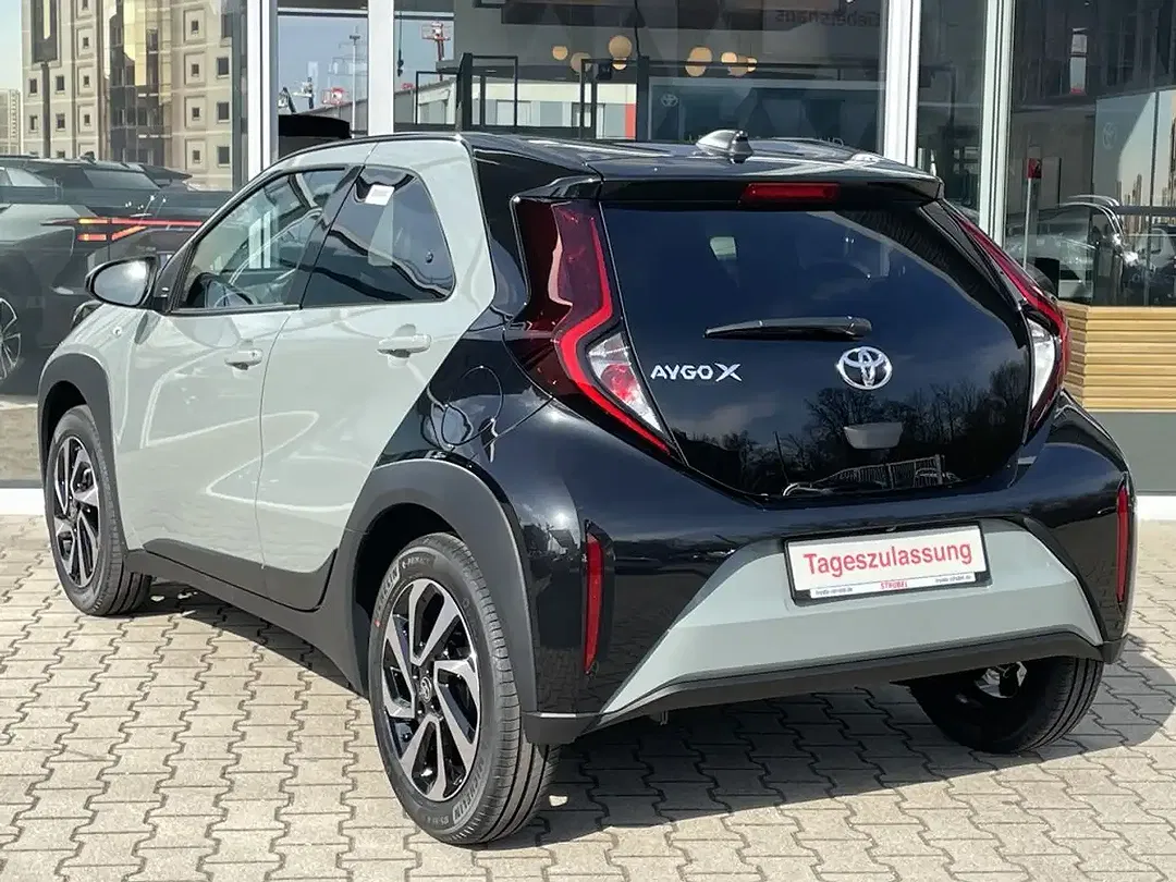 Toyota Aygo X - Thumbnail 5