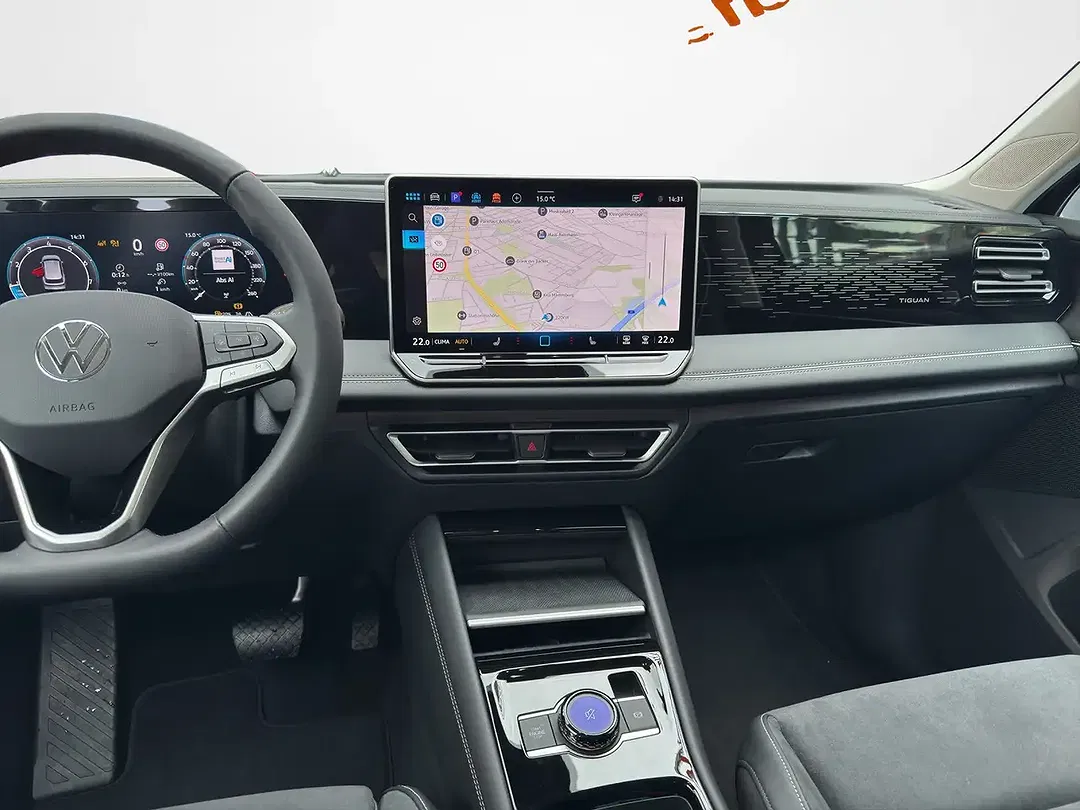 Volkswagen Tiguan - Thumbnail 10