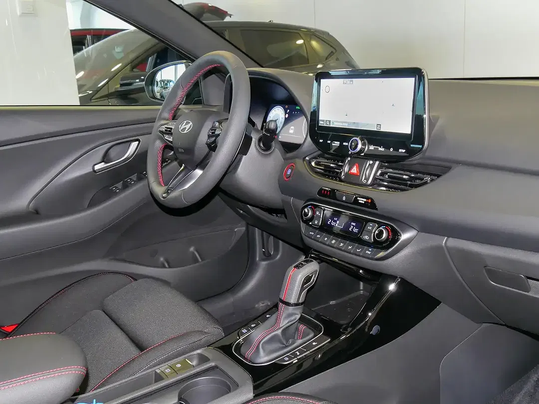 Hyundai i30 - Thumbnail 4