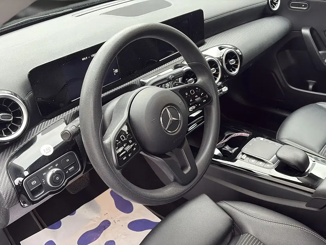 Mercedes-Benz CLA 250 - Thumbnail 13