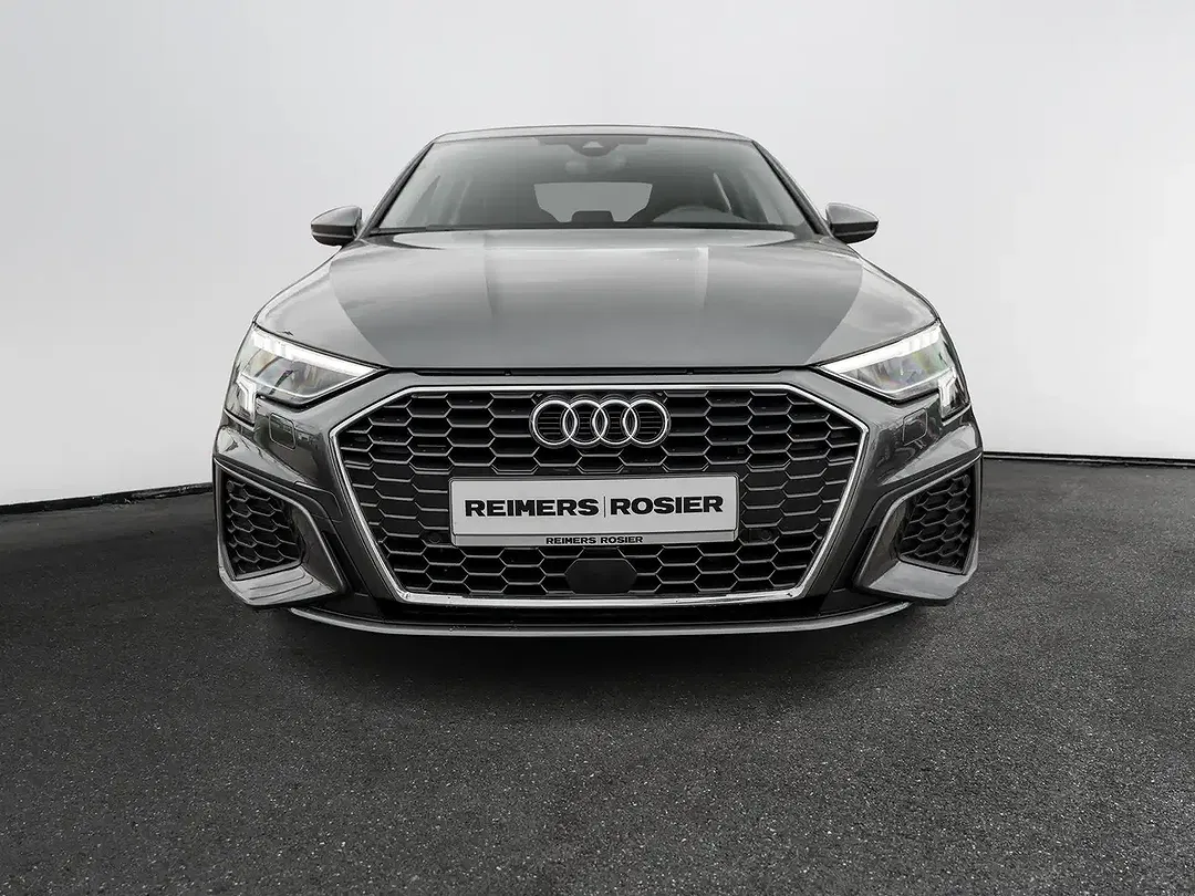 Audi A3 - Thumbnail 2