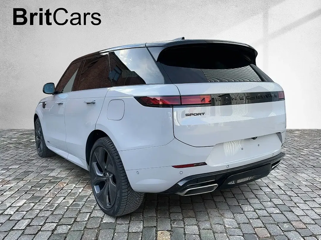 Land Rover Range Rover Sport - Thumbnail 3