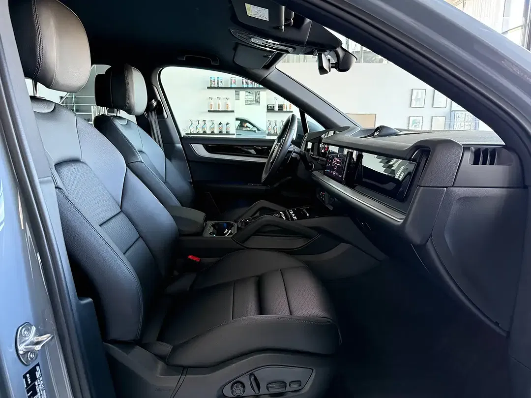 Porsche Cayenne - Thumbnail 11
