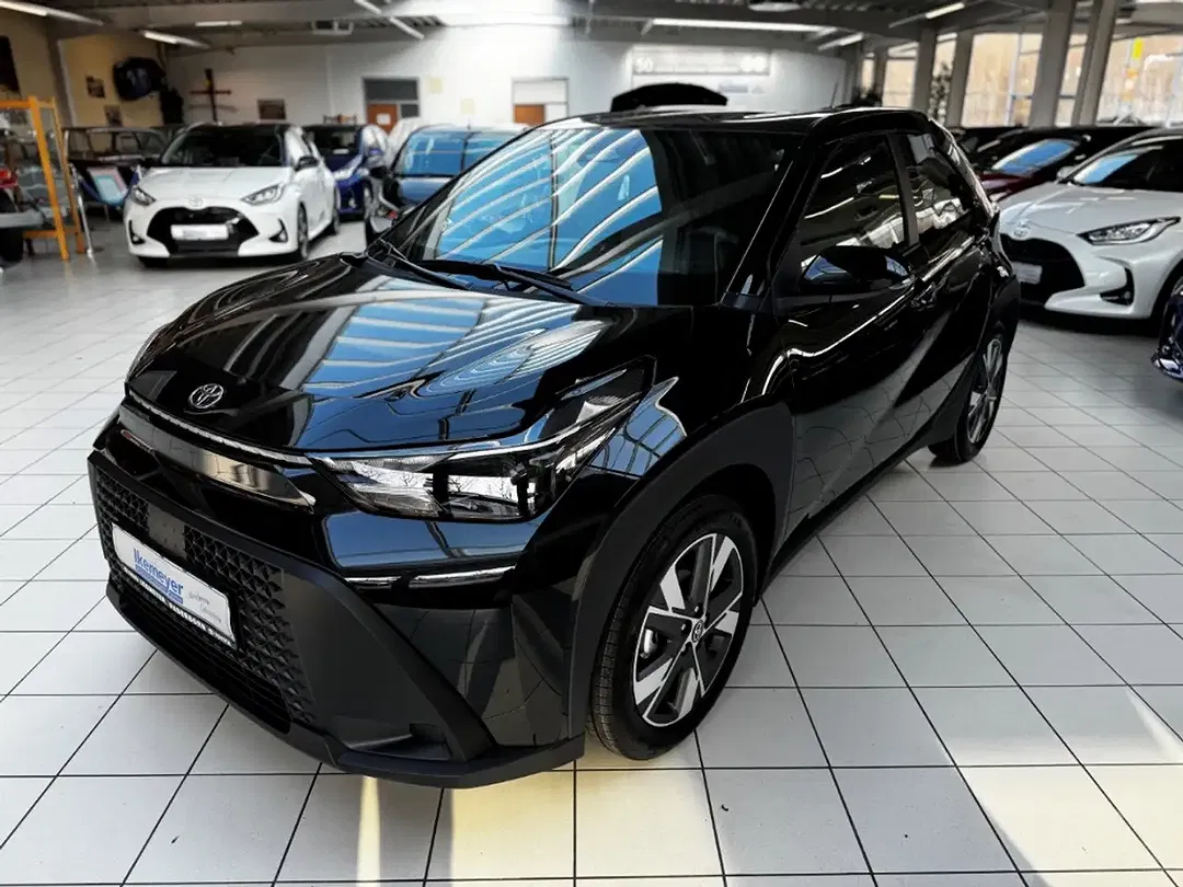 Toyota Aygo X - Thumbnail 1