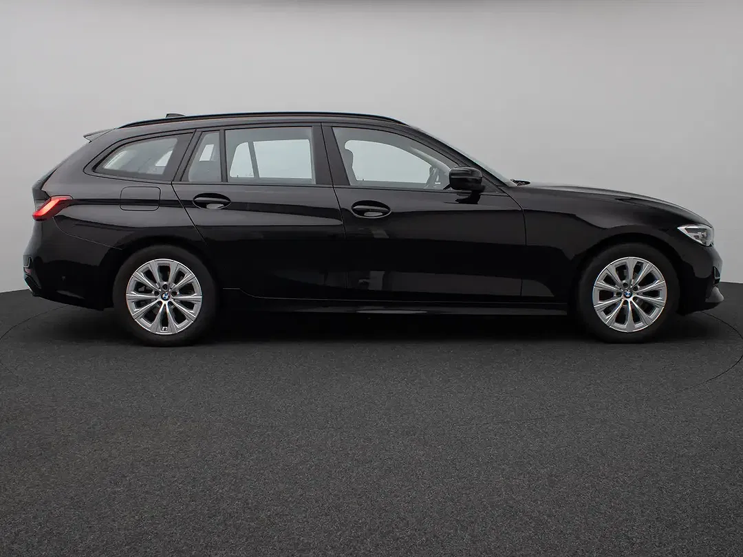 BMW 320 - Thumbnail 4