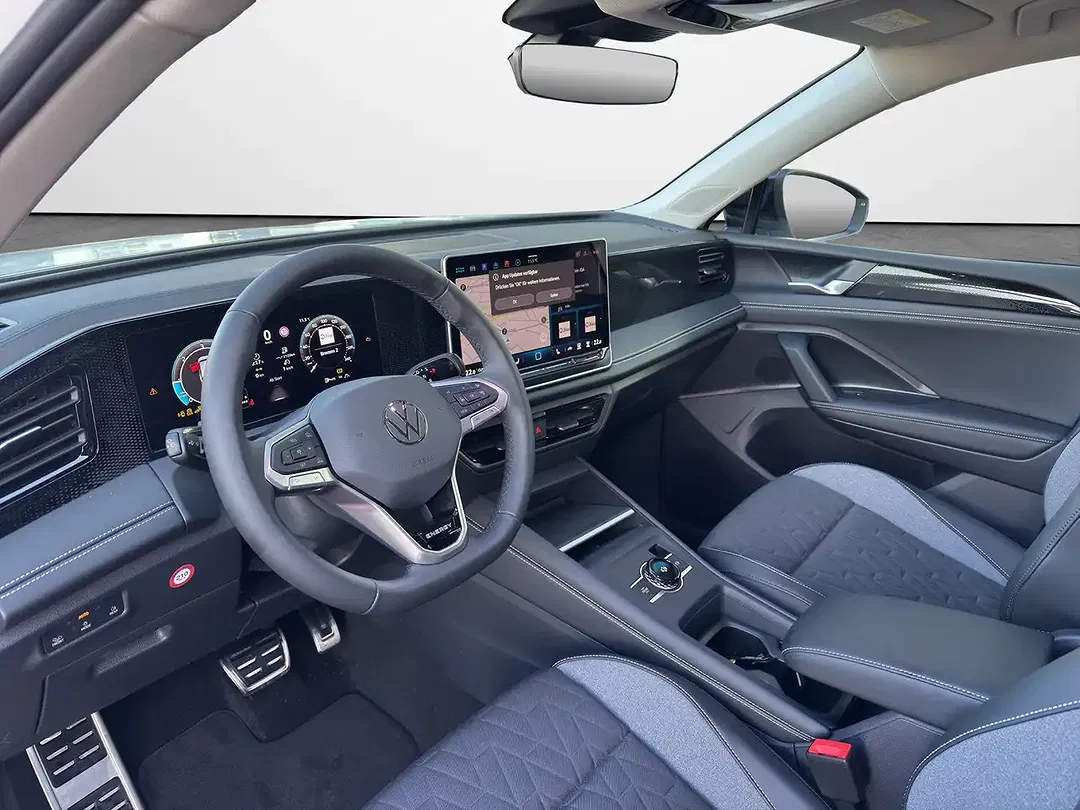 Volkswagen Tiguan - Thumbnail 7