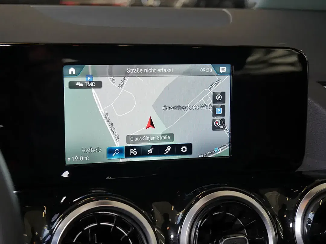 Mercedes-Benz B 250 - Thumbnail 13