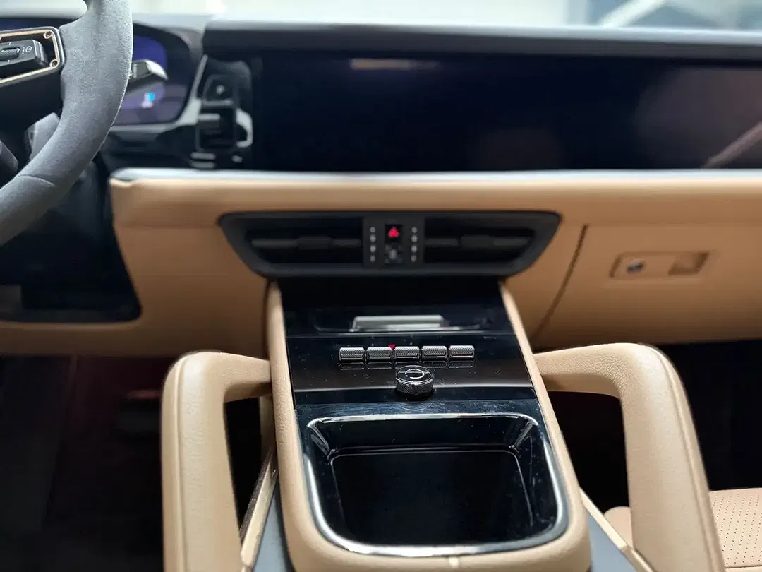 Porsche Cayenne - Thumbnail 13