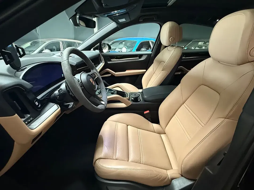 Porsche Cayenne - Thumbnail 14