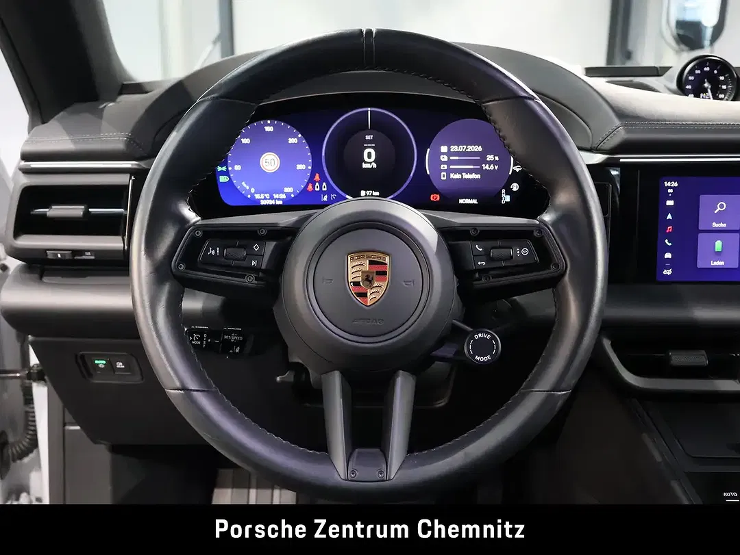 Porsche Macan - Thumbnail 11