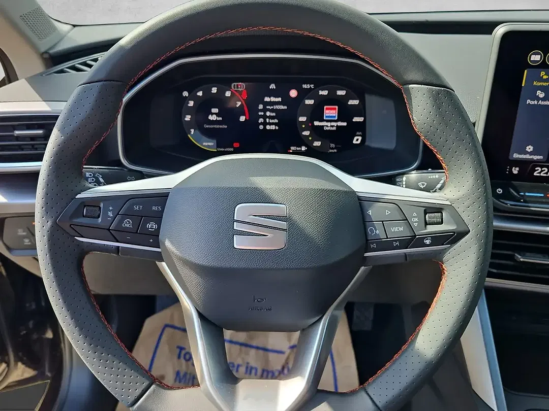 SEAT Leon - Thumbnail 10