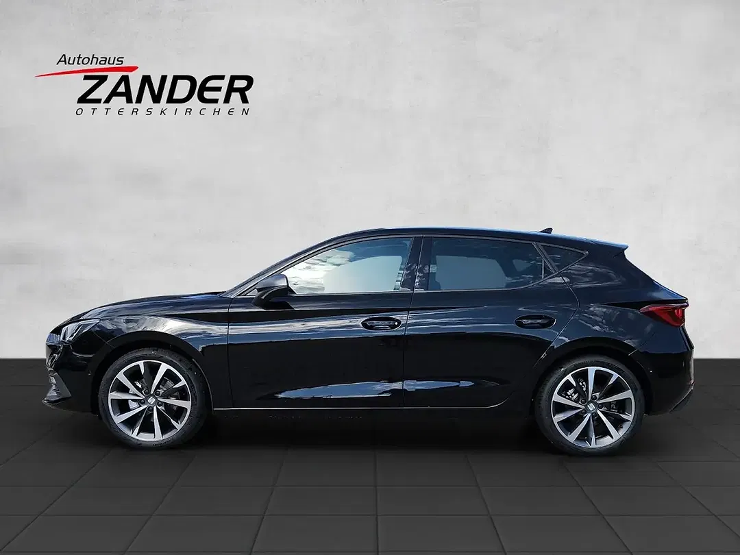 SEAT Leon - Thumbnail 3