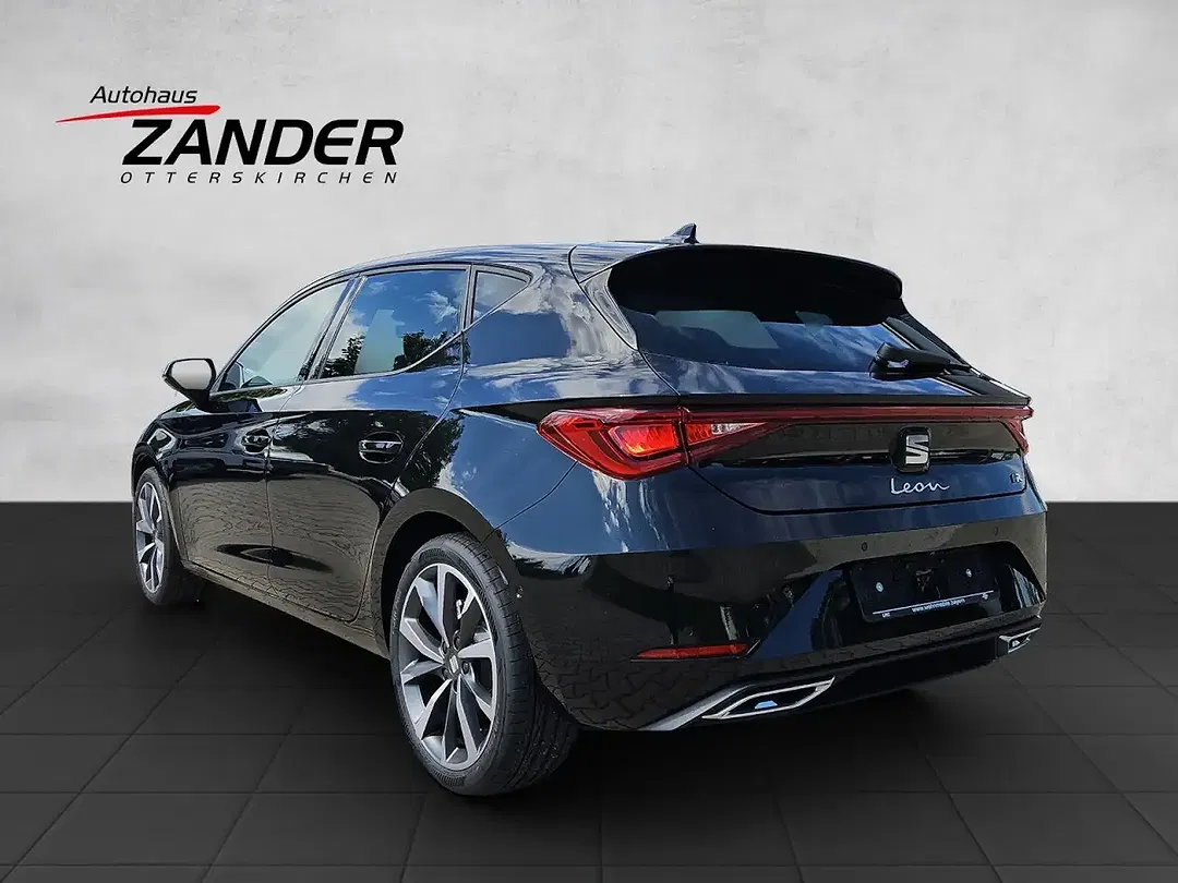 SEAT Leon - Thumbnail 4