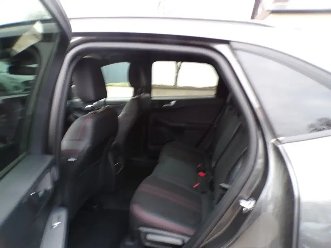 Ford Kuga - Thumbnail 11